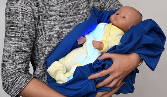 t لباسی که زردی نوزادان را درمان می‌کند